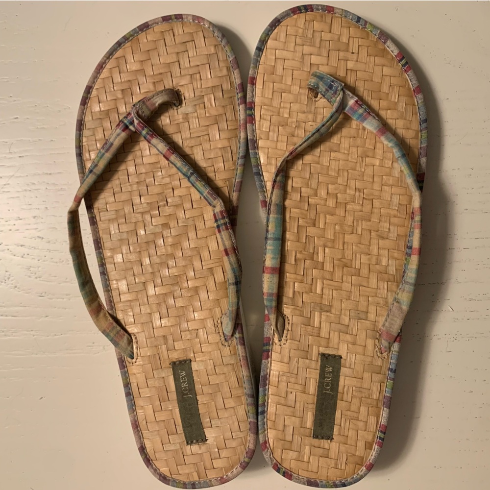 J. Crew Zig Zag Straw Printed Thongs size 9 Never Worn